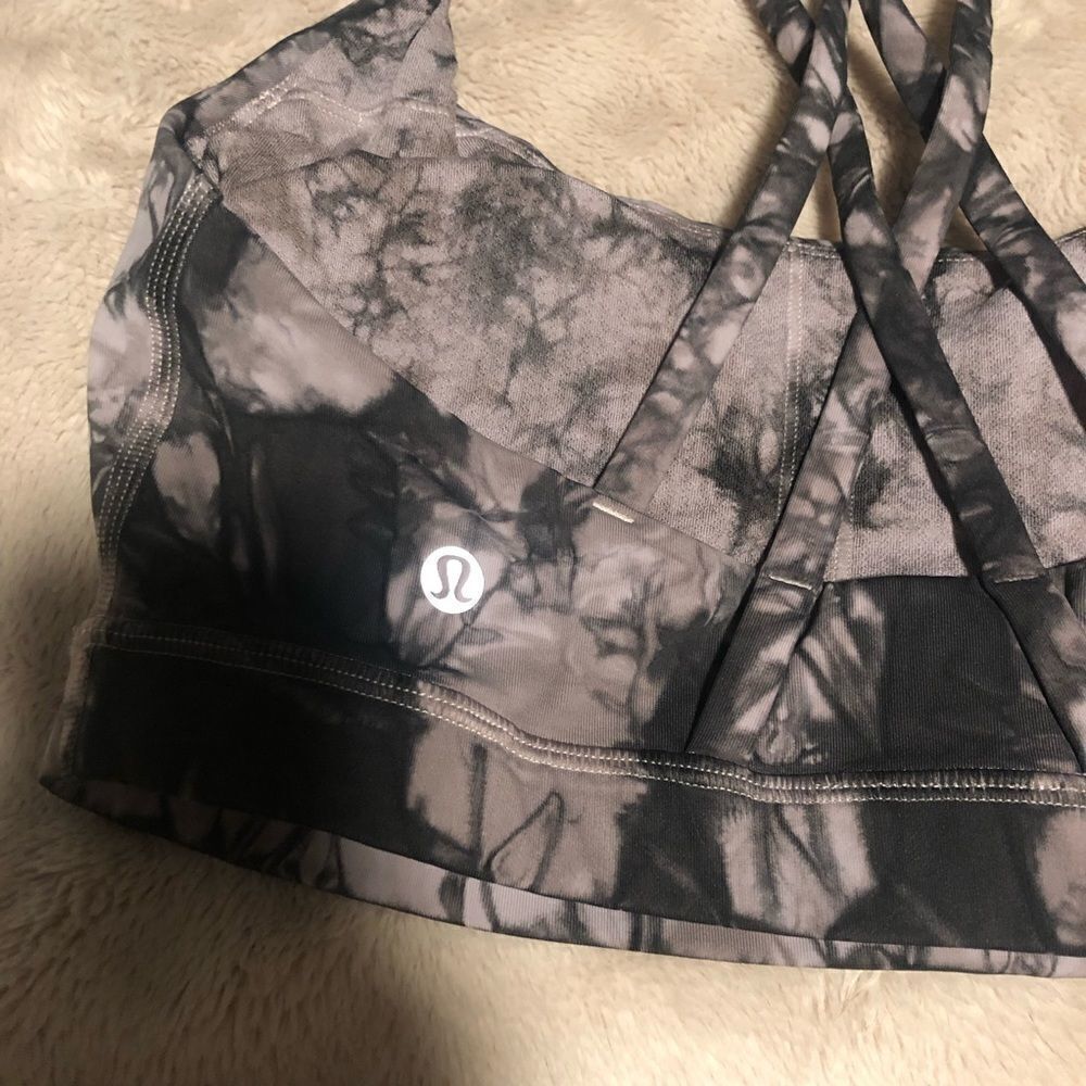 LULULEMON bra - Picture 6 of 6